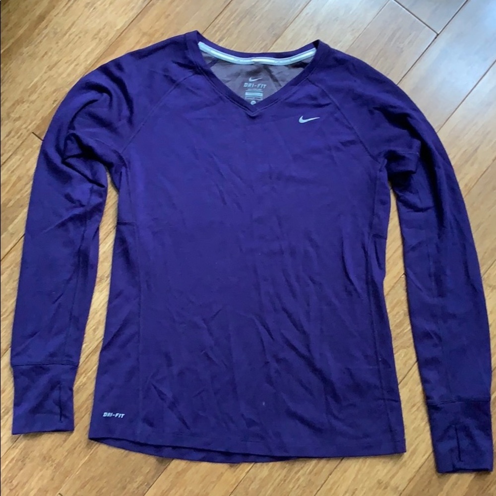 ☀️ 3/$36 or 2/$30 
NIKE Women’s Dri-FIT Deep Purple L/S Tshirt sz Med